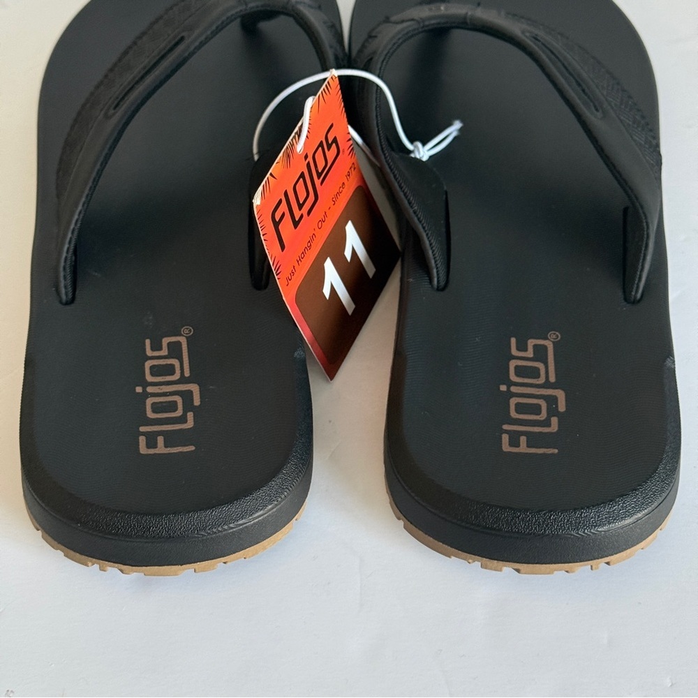 Flojos Men Black Flip Flops NWT Size 11 - Picture 3 of 5